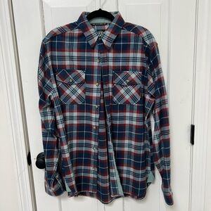Levitate Men's Plaid Button-Down Heavy Flannel Shirt in Blue and Red